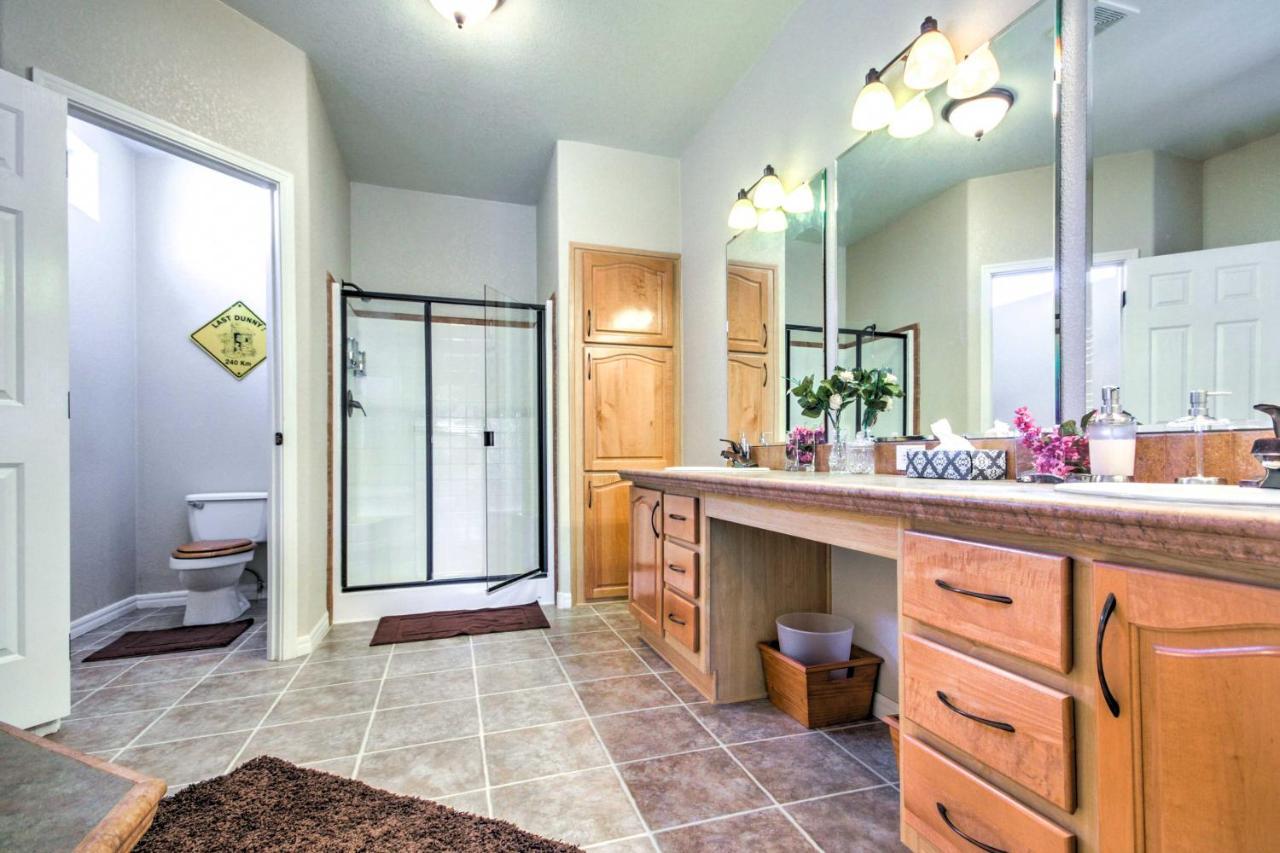 Beautiful Kanab Home With Yard - Walk To Restaurants Exterior foto